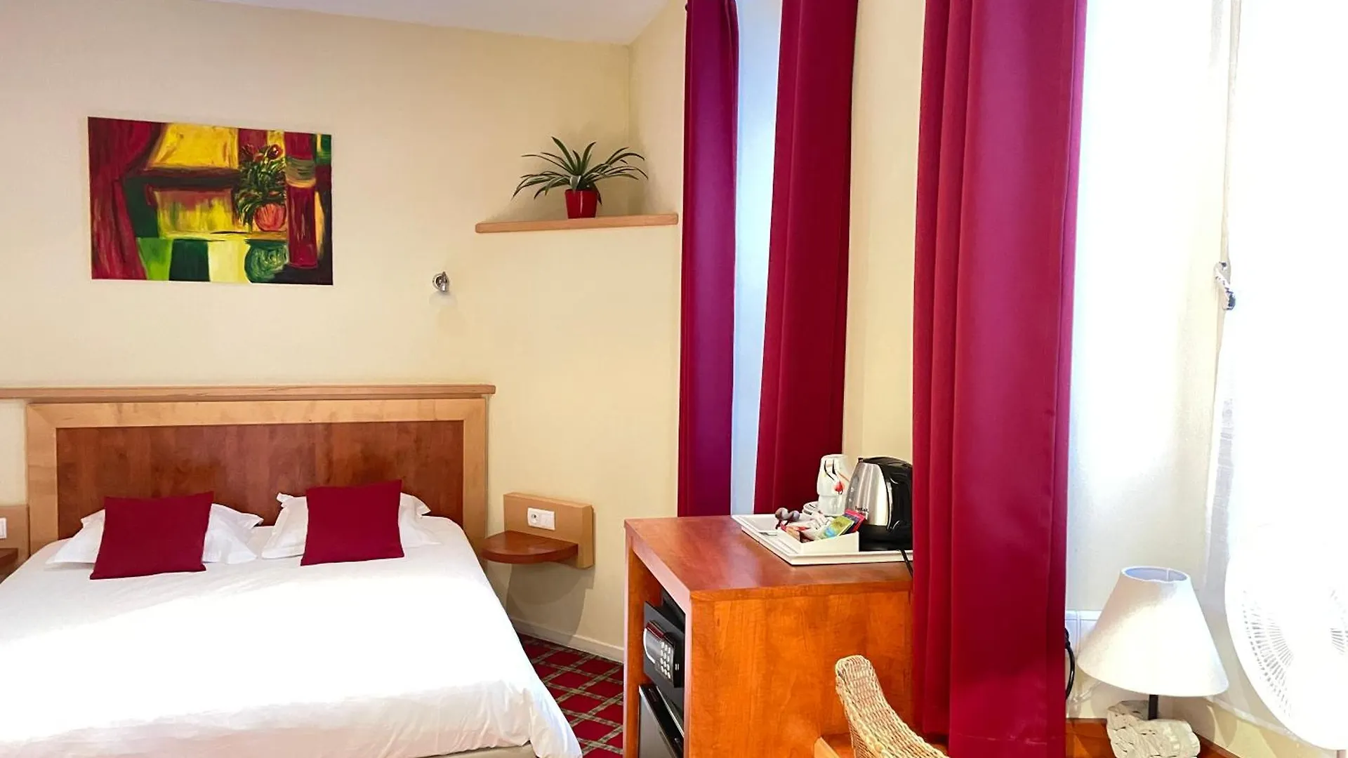 Hotel Des Marquisats Annecy 3*,  France