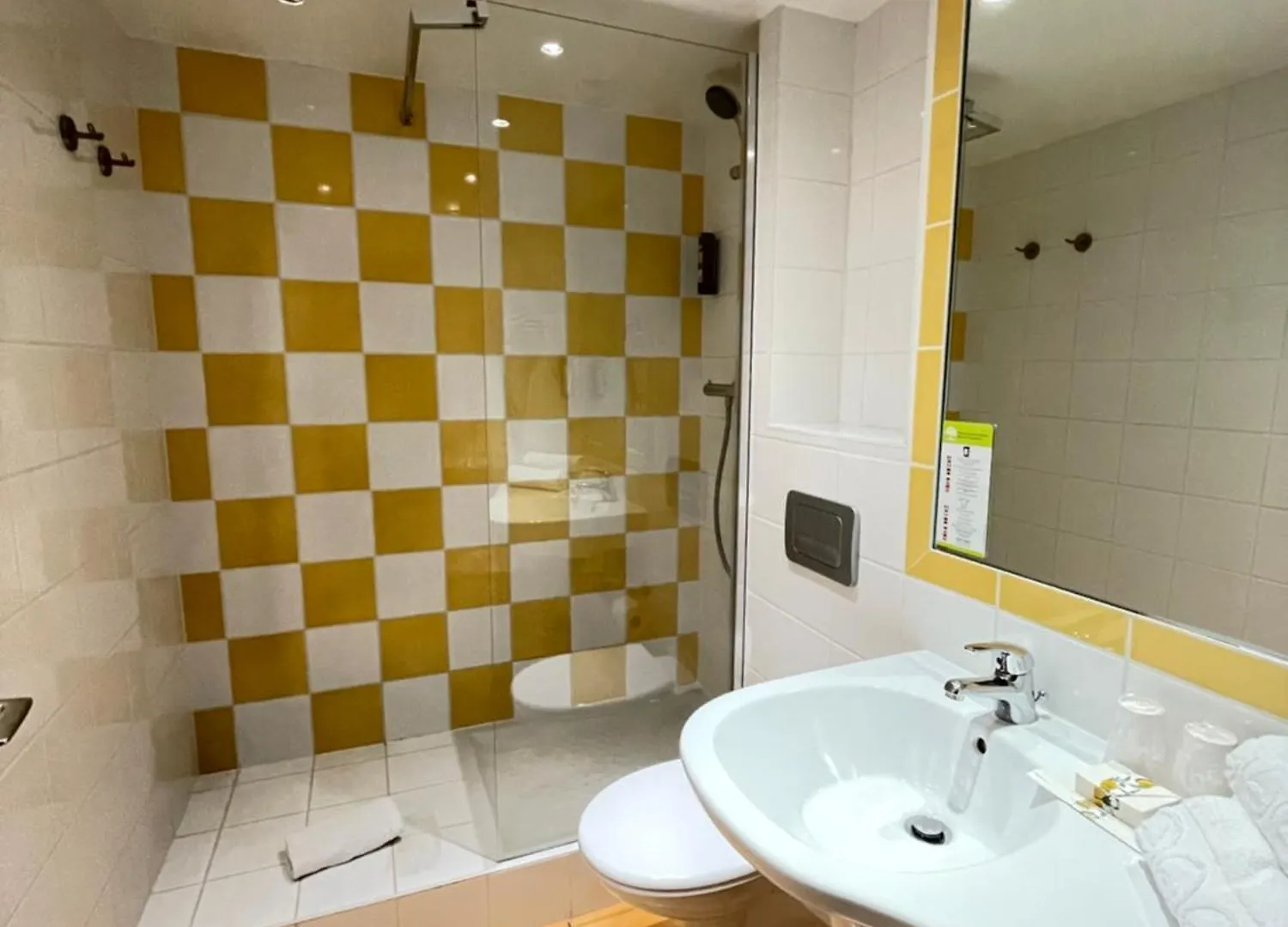 Hotel Des Marquisats Annecy 3*,  France