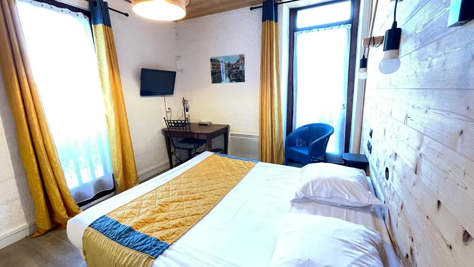 Hotel Des Marquisats Annecy 3*,  France