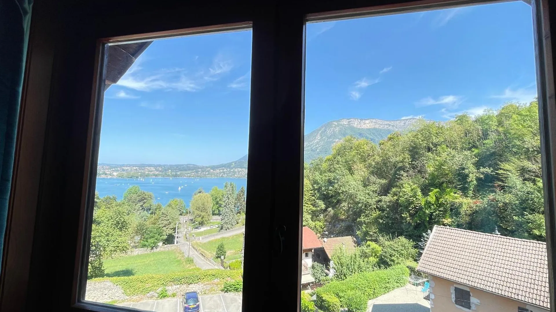 ***  Hotel Des Marquisats Annecy France