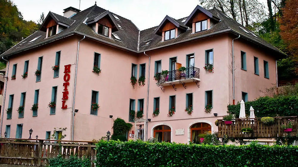 ***  Hotel Des Marquisats Annecy France